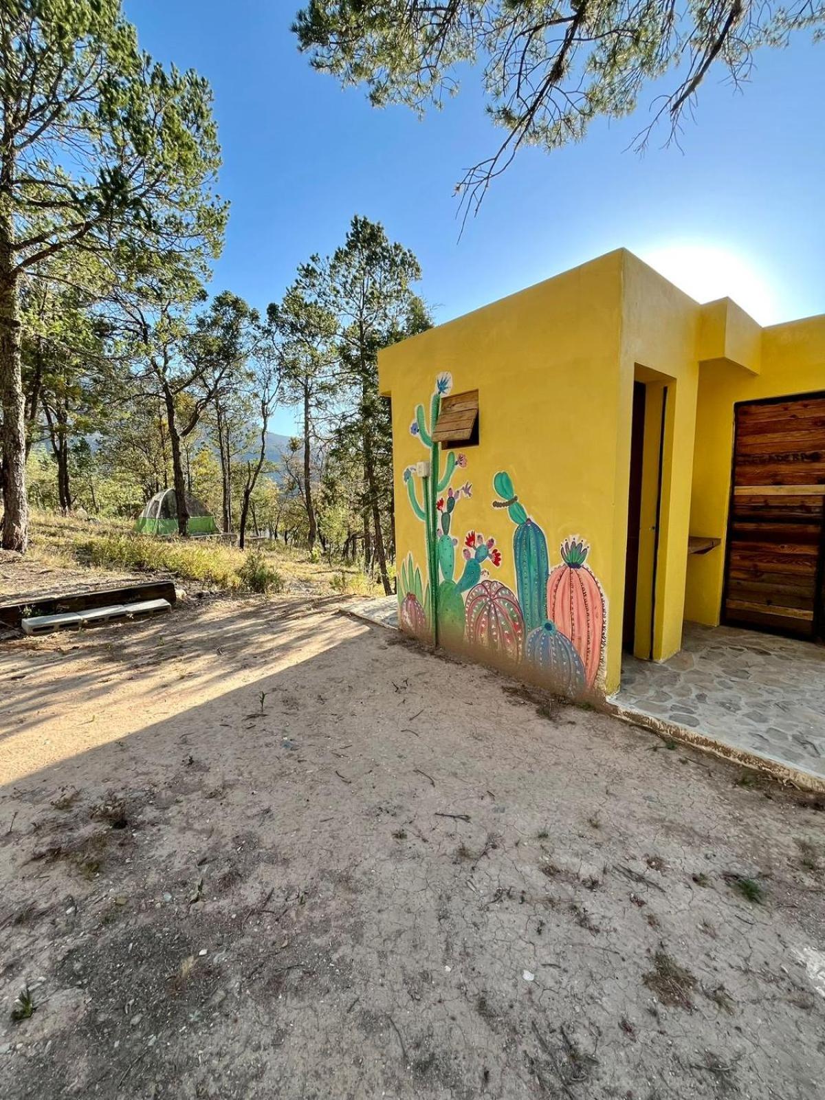 Camping En La Sierra De Arteaga Los Lirios Exterior photo